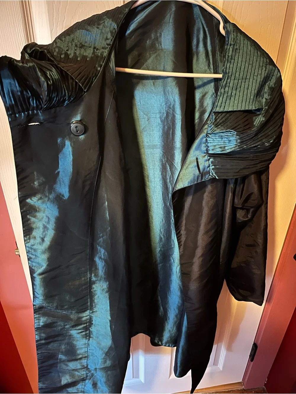 Vintage Black Opera Coat with Iridescent Teal Pleated Collar - Picture 3 of 3